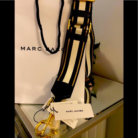 marc jacobs chain shoulder strap